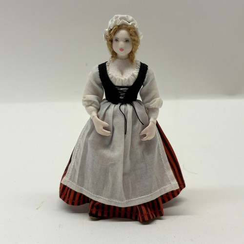 12th scale dolls house - scale,