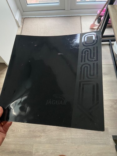 Jaguar xj220 sales brochure - sales,