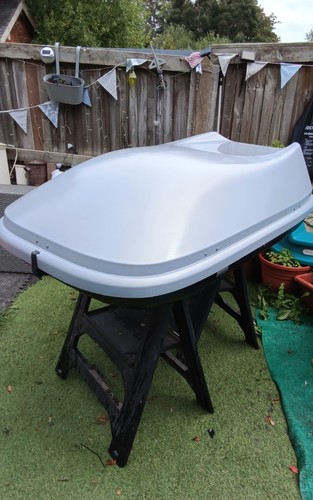 Halfords 420 grey roof - box,