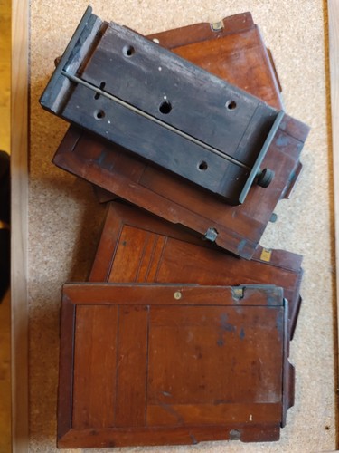 Plate holders for half - for,