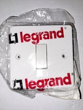 Tenby-Legrand - 7360 11 - 10a One Gang One Way Plate Switch New