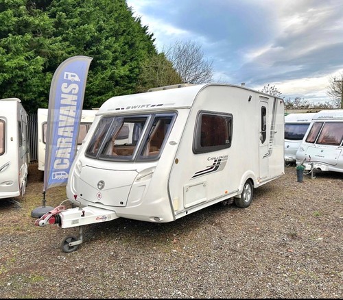 Swift challenger 480 - 2, berth