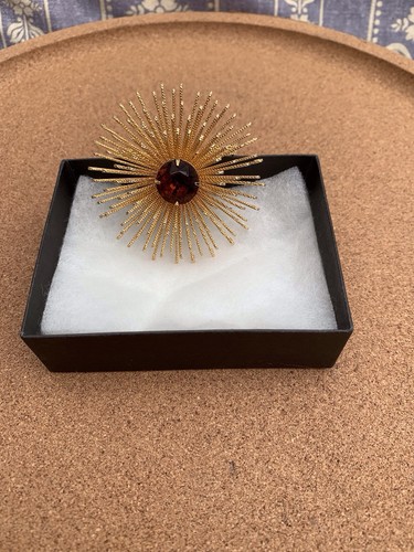 Sarah coventry sunburst brooch - sarah,