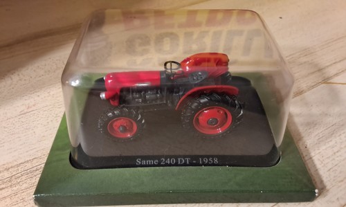 Hatchette tractors 43 same - 1:43,