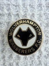 Wolves (Wolverhampton Wanderers) Round Vintage Badge - Excellent Condition