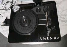 AKAI Stereo Turntable with 2 x