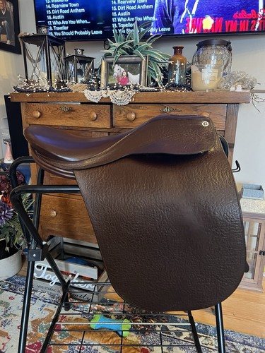 Saddleseat saddle - 20’,