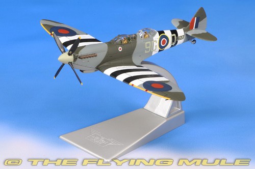 Corgi spitfire mk 9 - corgi,