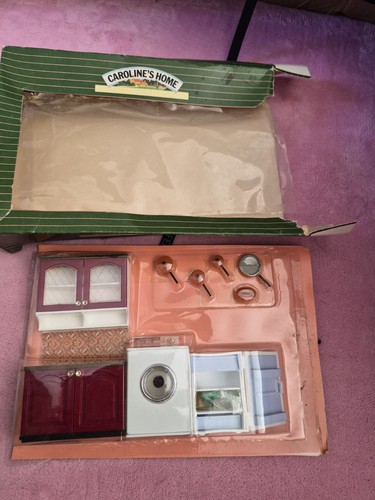 Vintage carolines home dolls - carolines,