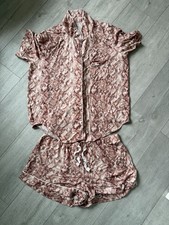 Women’s Victorias Secret