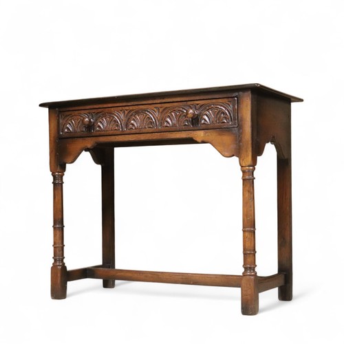 Early 20th century carved - 20th, oak