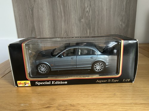 Maisto special edition - 1:18,