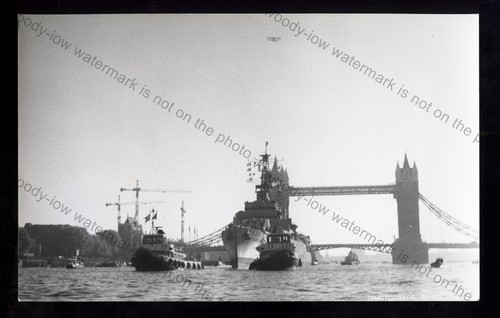 Nv141 royal navy warship - royal,
