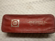 VINTAGE REGENT CLOTHES BRUSH