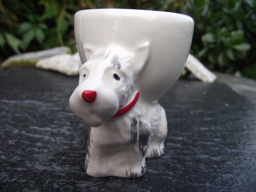 Vintage hand painted - hand,