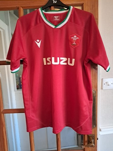 Wales macron rugby union shirt - wales,
