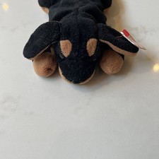 BNWT VINTAGE 1996 TY BEANIE BABIES " DOBY THE DOBERMAN PINSCHER", TAG CREASED..