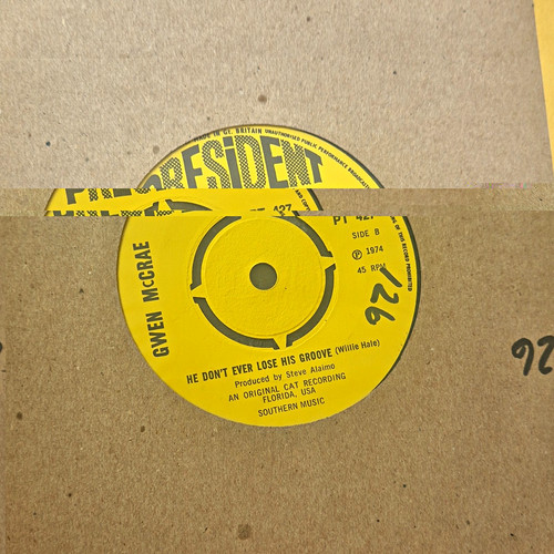 Gwen mccrae move - mccrae, me
