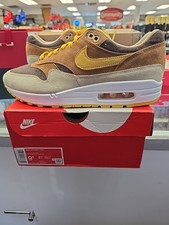 Size 9.5 - Nike Air Max 1