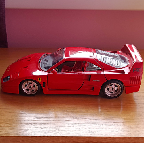Bburago italy ferrari f40 - bburago,