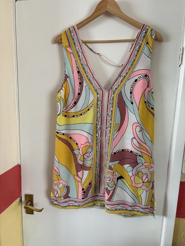 River island resort size - , 10