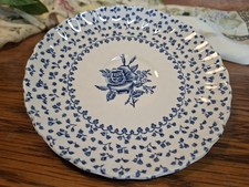 ROYAL VICTORIA ROSE BOUQUET -