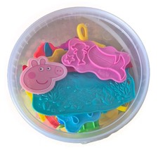 92 Piece PLAY DOH Bundle