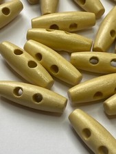 Natural Colour Wooden Toggle