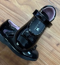 girls toddler size 7 black