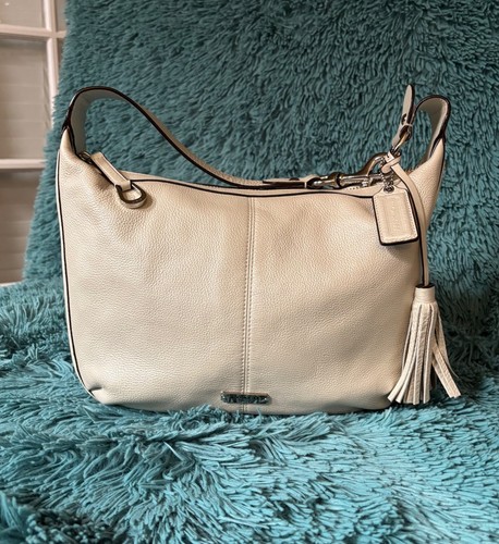 Coach f23309 avery hobo - f23309,
