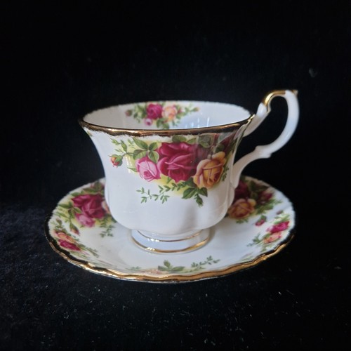 Vintage royal albert bone - royal,