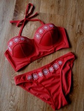 KELLY BROOK BIKINI SET BALCONY TOP RED 34B & BRIEF STYLE BOTTOMS SIZE 8