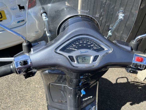 Vespa primavera 125 touring - vespa,