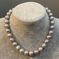 12mm Large Gray Baroque
