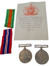 WWII Medals and Ribbons Set