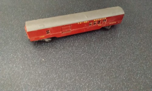 Tri ang railways mail carriage - mail,