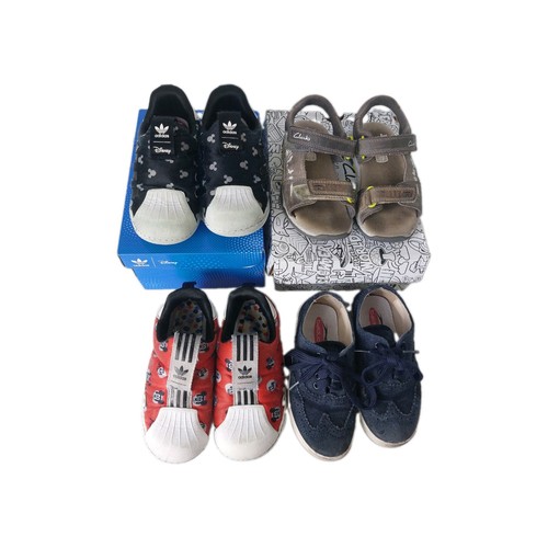 Kids shoes pair - 4, bundle