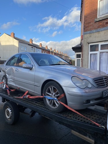 Breaking mercedes w203 class - mercedes,