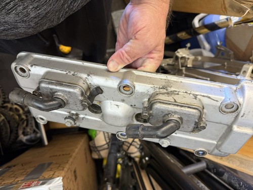 Kawasaki zx9r cylinder head - kawasaki,