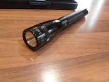 Mag-Lite Mini 2AA LED, 127 lumens, Multi Mode Brand New in Presentation Case