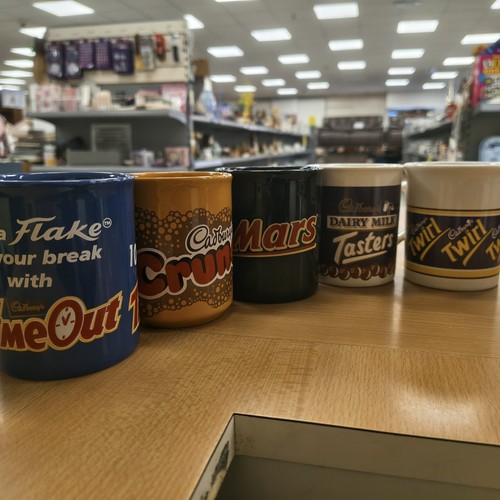 Bundle vintage mugs mars - vintage,