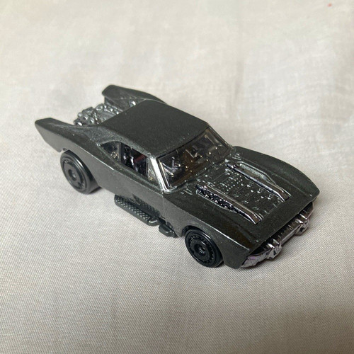Hot wheels batman batmobile - hot,