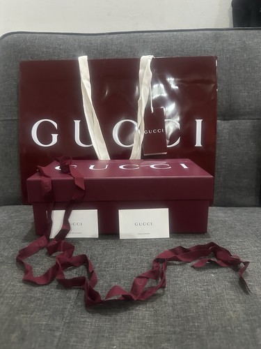 Authentic gucci red medium - authentic,