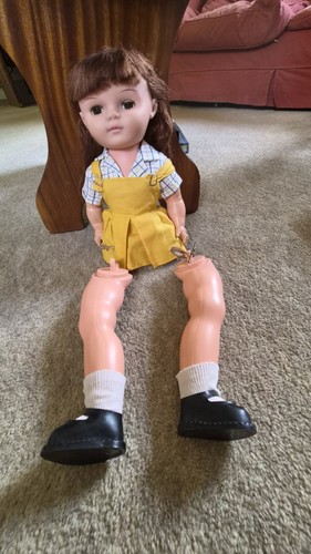 Vintage walking sleeping doll - walking,,