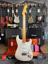 Fender Custom Shop Postmodern Stratocaster Blonde Journeyman CC 2018