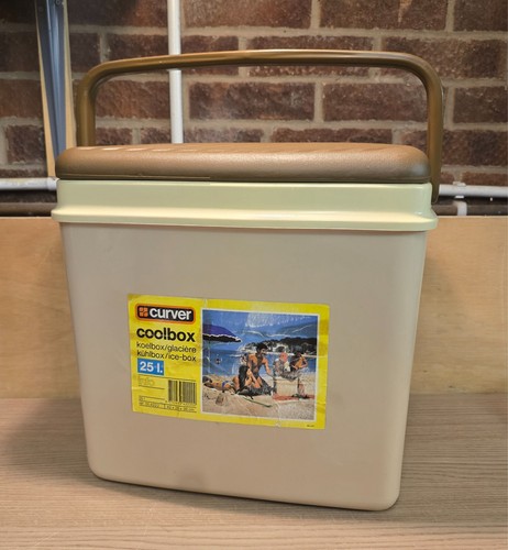 Retro curver cool box ideal - retro,