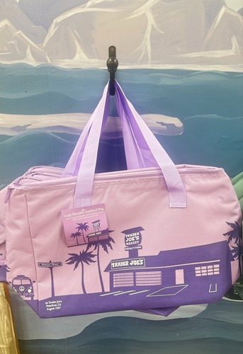 Nwt trader joe - trader, large