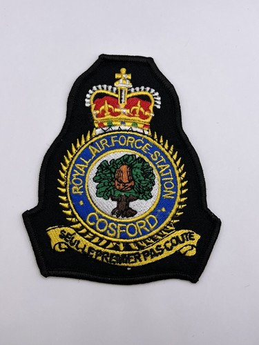 Raf cosford station badge - cosford,