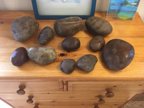 Smooth round stones - smooth,