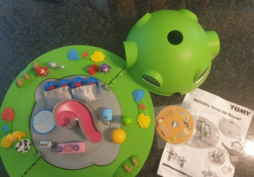 Rare vintage 1990 tomy - rare,